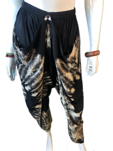 Load image into Gallery viewer, Niagara cave (Jogger style Thai Pants)
