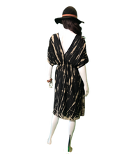 Load image into Gallery viewer, Niagara Cave (Short blouse dress)
