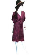 Load image into Gallery viewer, La Sagrada Familia (Short Blouse Dress)
